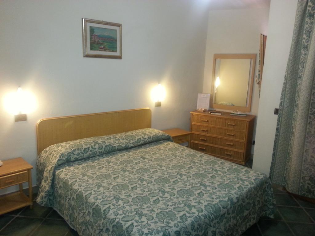 Hotel Danila Portoferraio Habitación foto